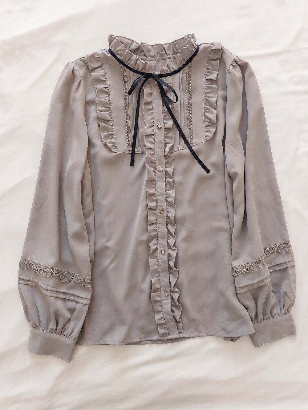 Axes Femme | Grey Yoke Blouse